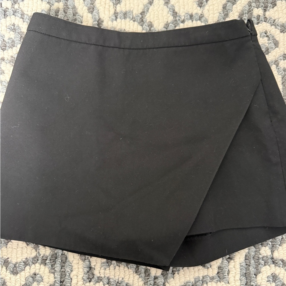 Babaton Elegant Black Skirt